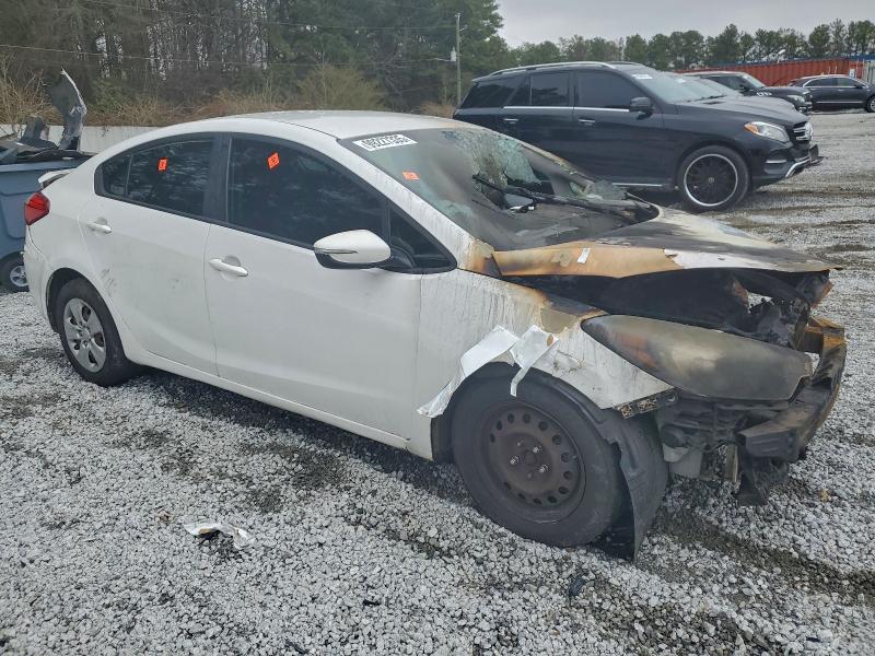 Фото 4 - KIA FORTE