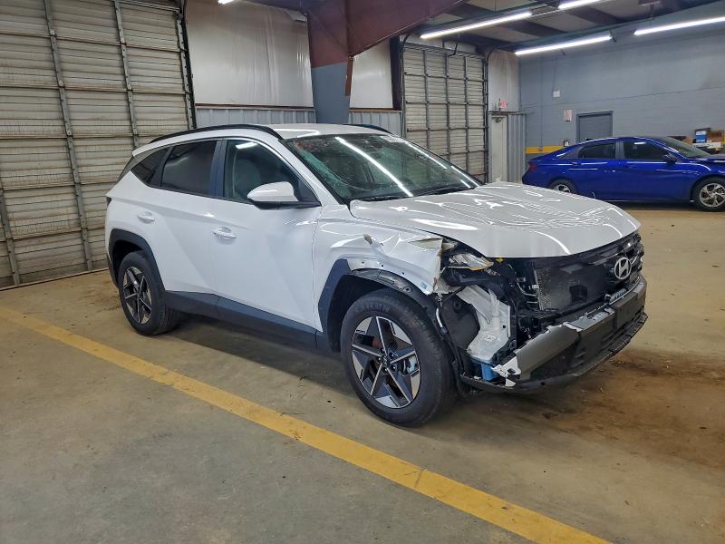 Фото 4 - HYUNDAI TUCSON