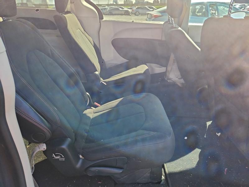 Фото 11 - CHRYSLER PACIFICA