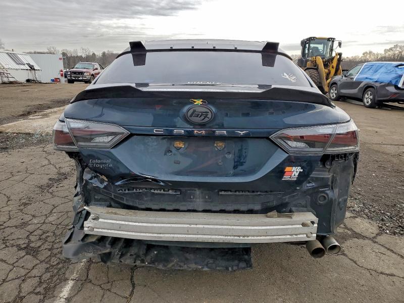 Фото 6 - TOYOTA CAMRY