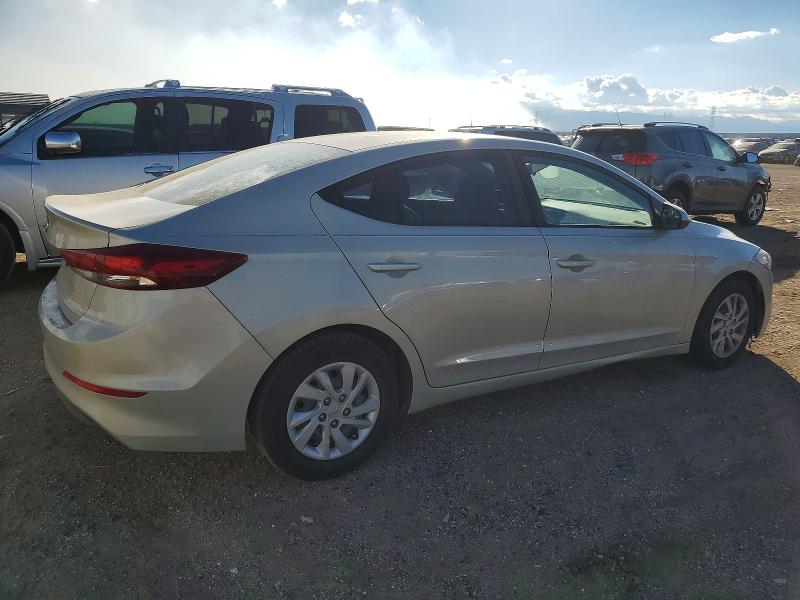 Фото 3 - HYUNDAI ELANTRA