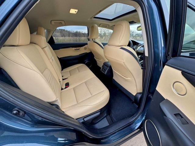 Фото 6 - LEXUS NX