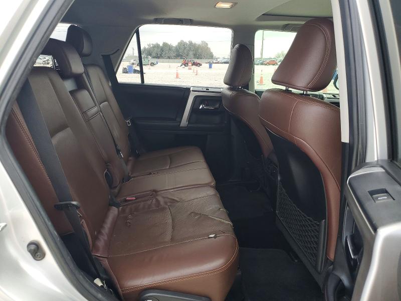 Фото 11 - TOYOTA 4RUNNER