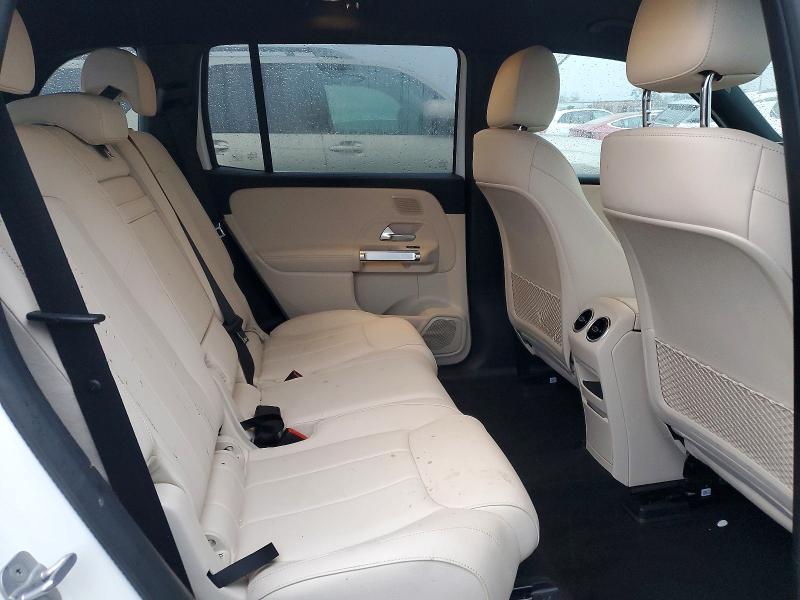 Фото 11 - MERCEDES-BENZ EQB 250+