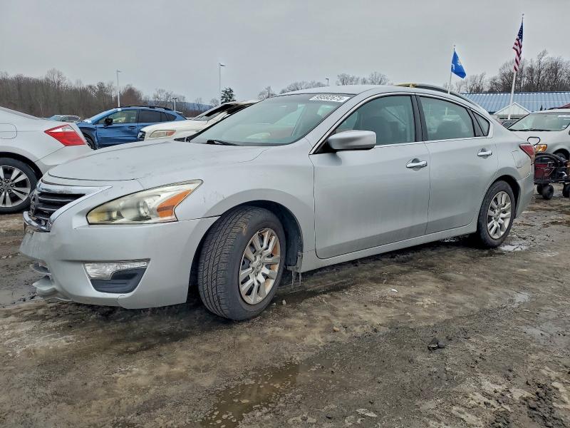 Фото 1 - NISSAN ALTIMA