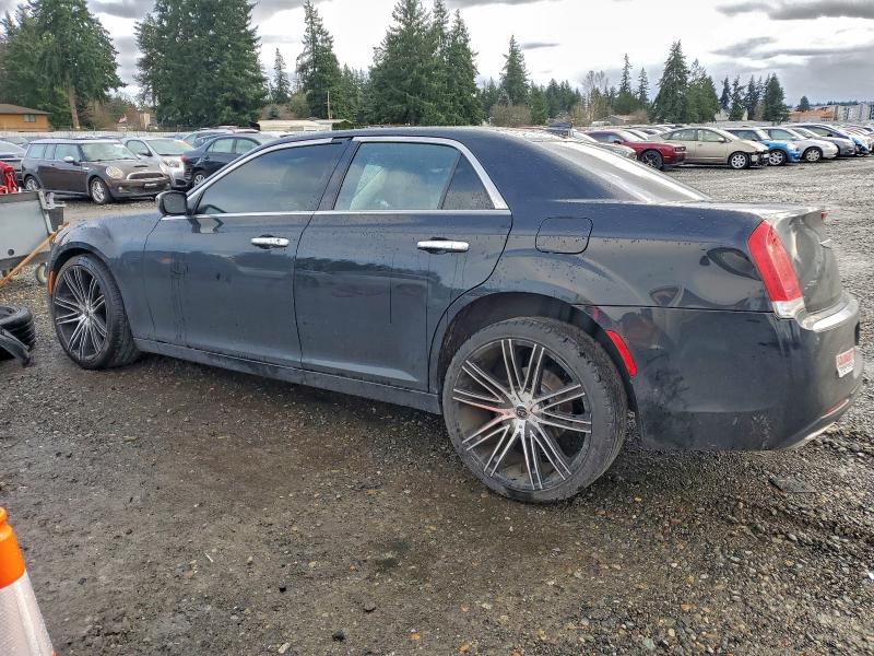 Фото 2 - CHRYSLER 300