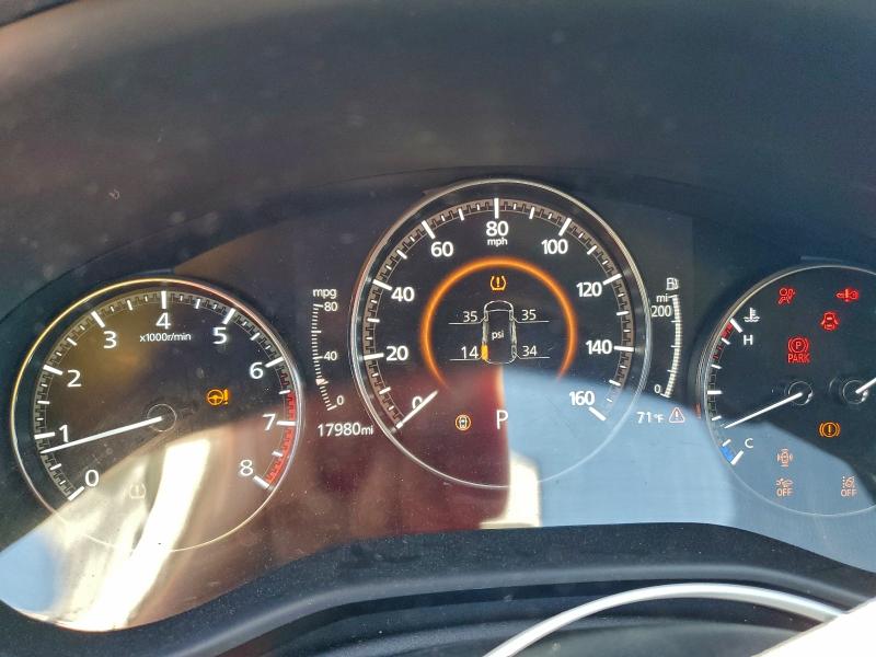 Фото 9 - MAZDA CX30