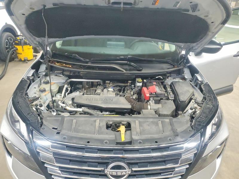 Фото 11 - NISSAN ROGUE