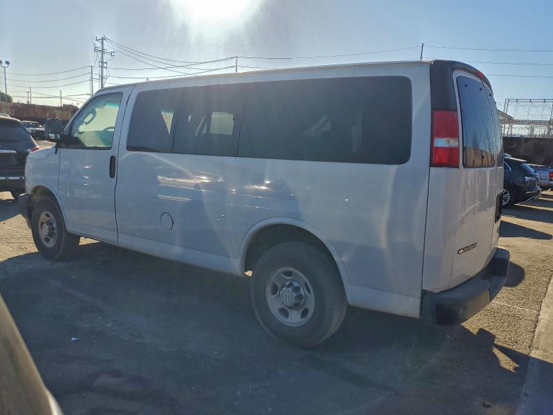 Фото 2 - CHEVROLET EXPRESS