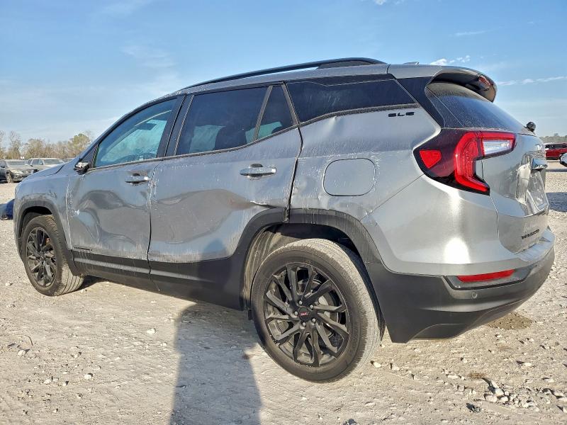 Фото 2 - GMC TERRAIN