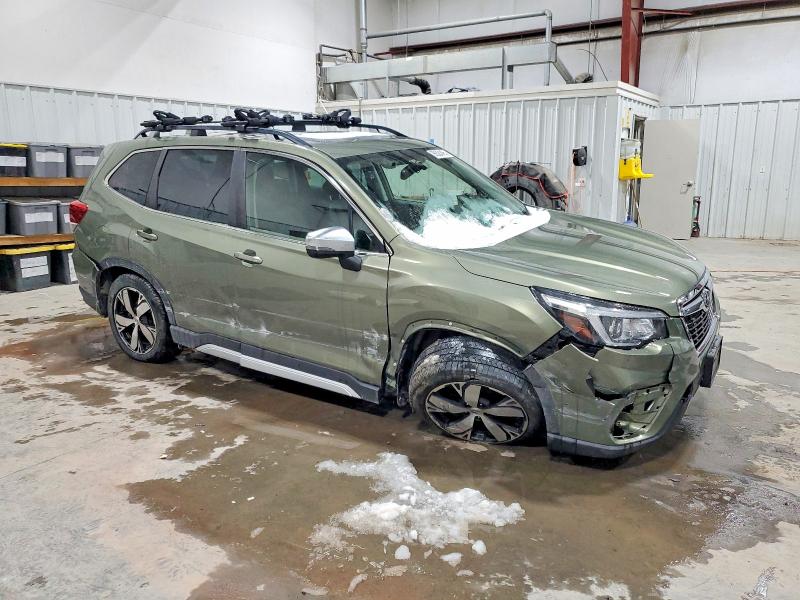 Фото 4 - SUBARU FORESTER