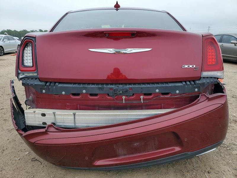 Фото 6 - CHRYSLER 300