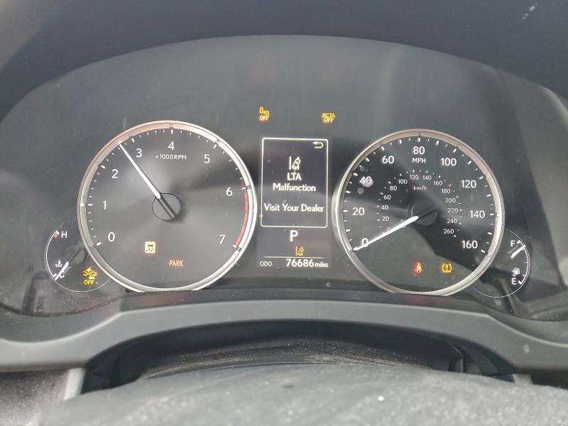 Фото 9 - LEXUS IS