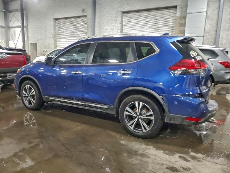 Фото 2 - NISSAN ROGUE