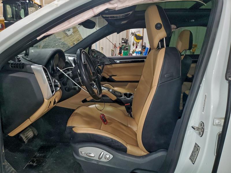 Фото 7 - PORSCHE CAYENNE