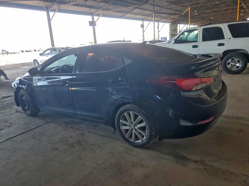 Фото 2 - HYUNDAI ELANTRA