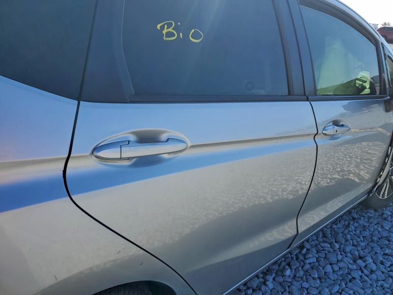 Фото 10 - HONDA FIT