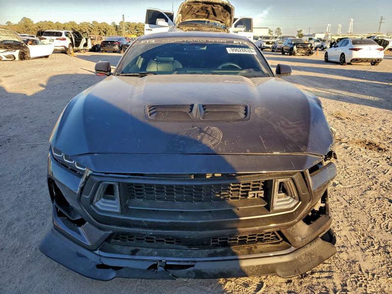 Фото 5 - FORD MUSTANG