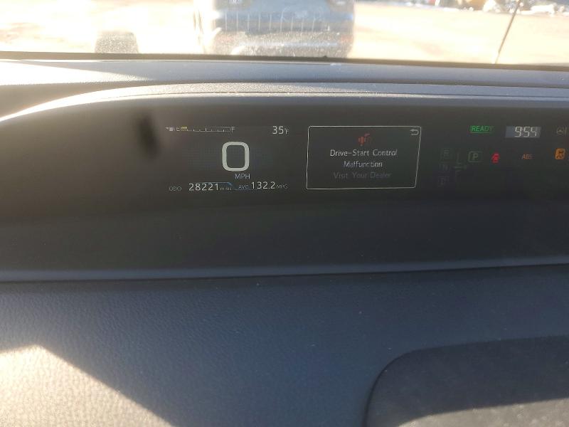 Фото 9 - TOYOTA PRIUS