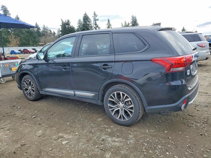 Фото 2 - MITSUBISHI OUTLANDER