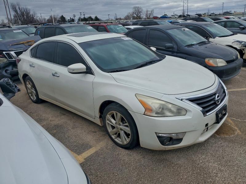 Фото 4 - NISSAN ALTIMA