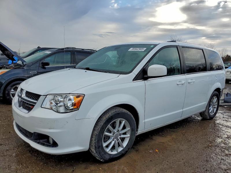 Фото 1 - DODGE CARAVAN