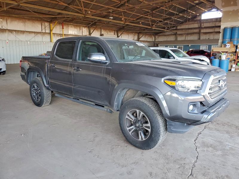 Фото 4 - TOYOTA TACOMA