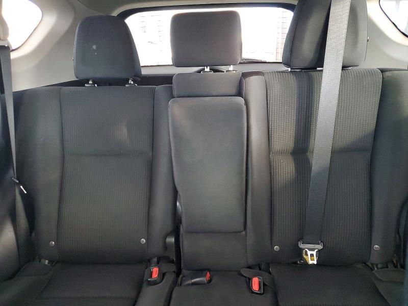 Фото 10 - TOYOTA RAV4