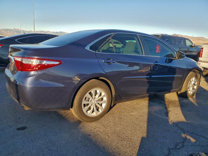 Фото 3 - TOYOTA CAMRY