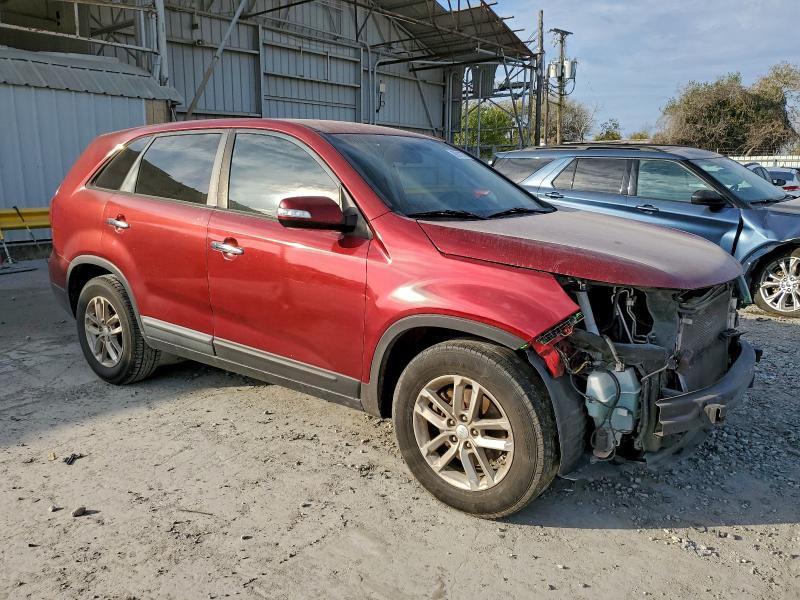 Фото 4 - KIA SORENTO