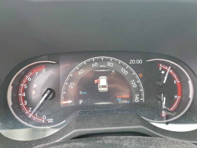 Фото 9 - TOYOTA RAV4