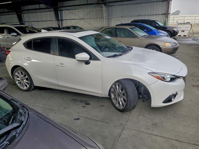 Фото 4 - MAZDA 3