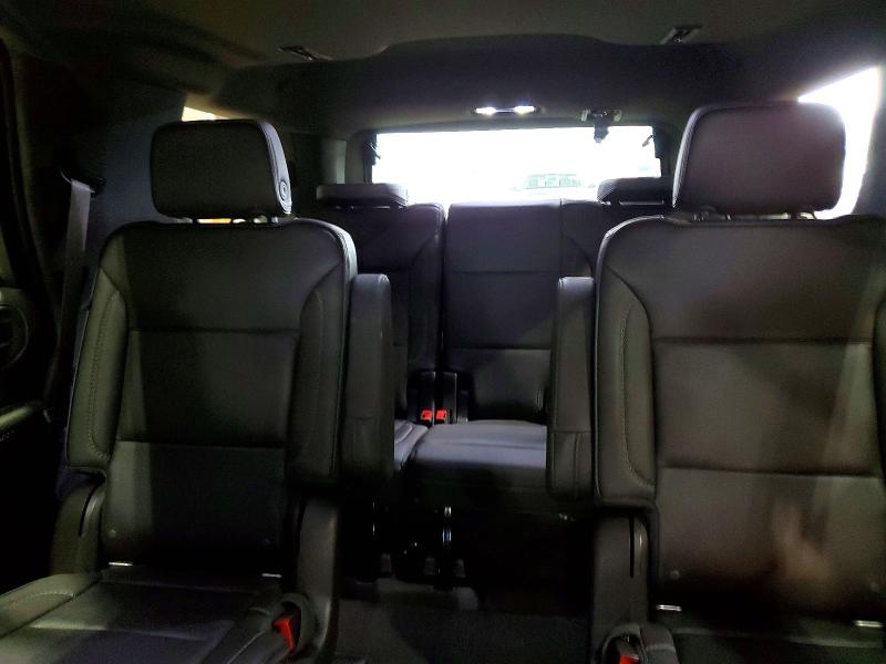 Фото 10 - GMC YUKON