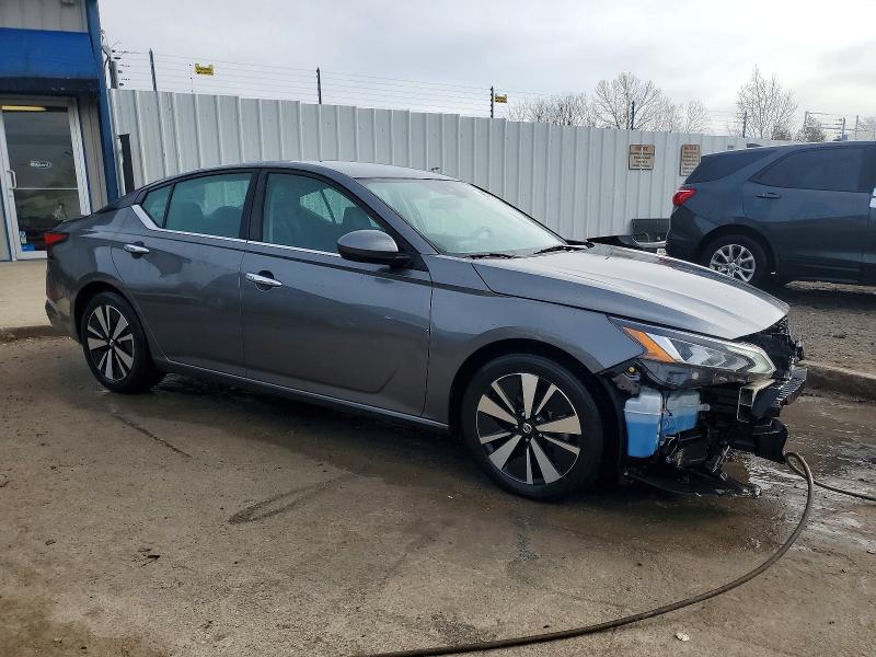 Фото 4 - NISSAN ALTIMA