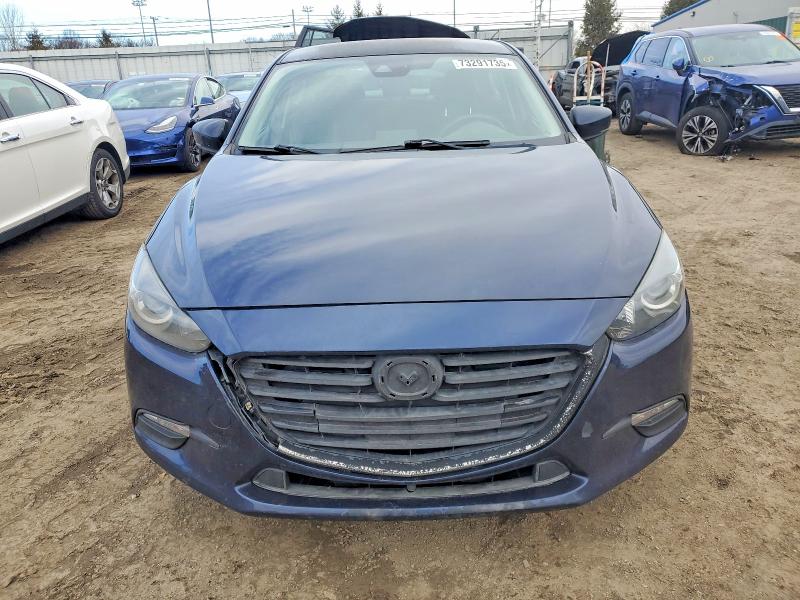 Фото 5 - MAZDA 3