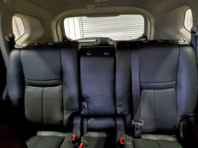 Фото 10 - NISSAN ROGUE