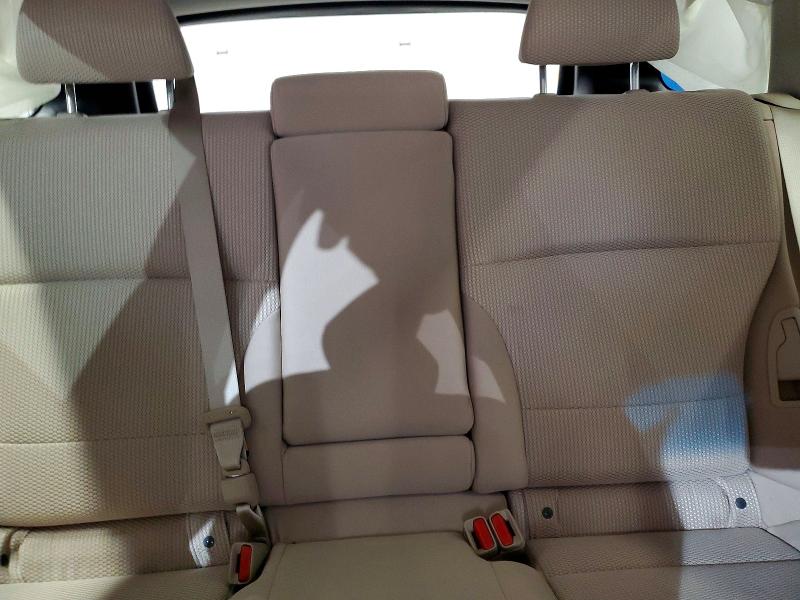 Фото 10 - SUBARU OUTBACK