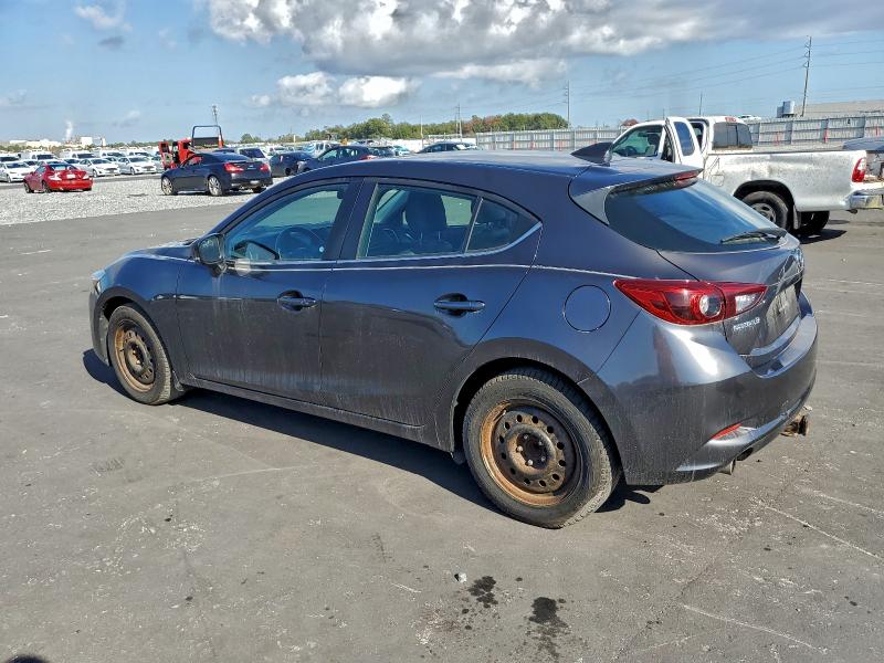 Фото 2 - MAZDA 3