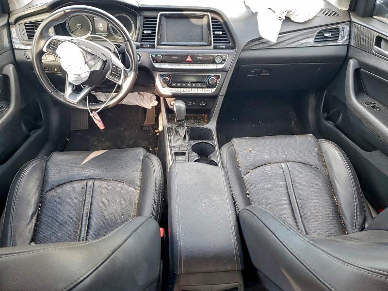 Фото 8 - HYUNDAI SONATA