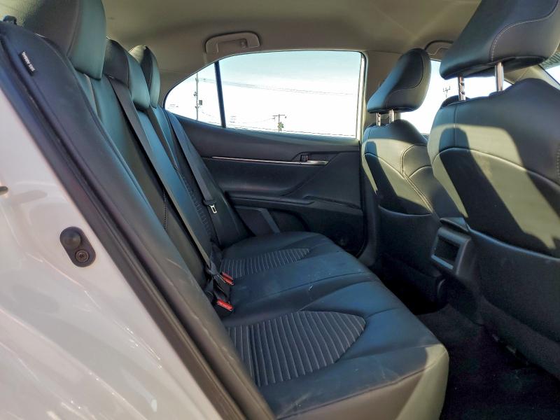 Фото 10 - TOYOTA CAMRY