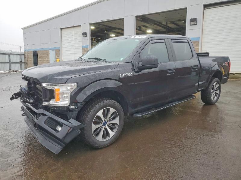 Фото 1 - FORD F-150