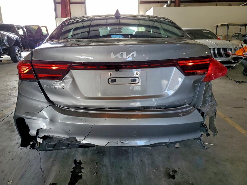 Фото 6 - KIA FORTE