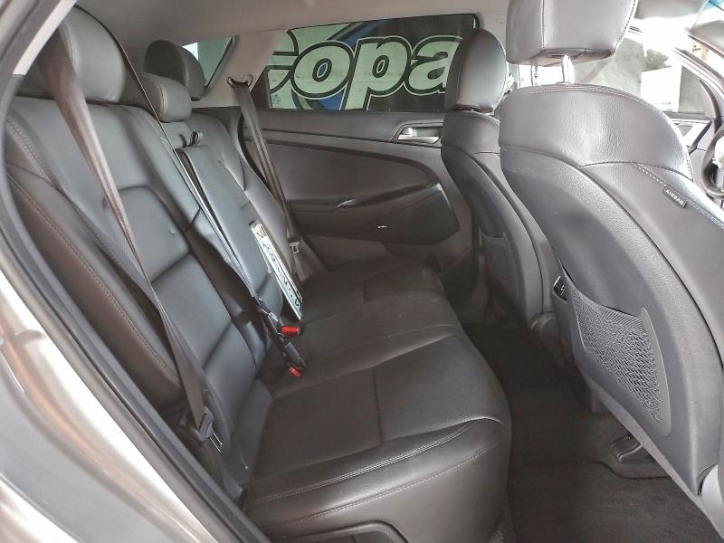 Фото 10 - HYUNDAI TUCSON