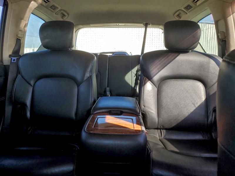 Фото 10 - INFINITI QX80