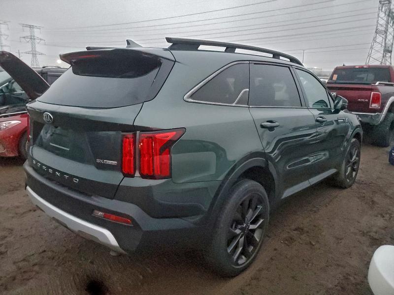 Фото 3 - KIA SORENTO