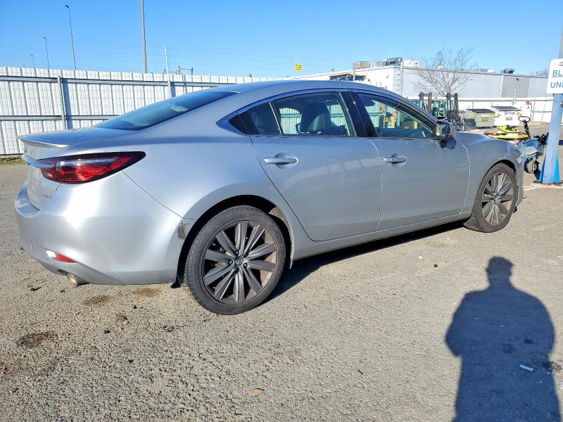 Фото 3 - MAZDA 6