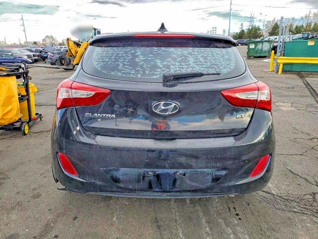 Фото 6 - HYUNDAI ELANTRA