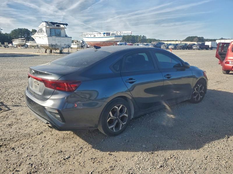 Фото 3 - KIA FORTE