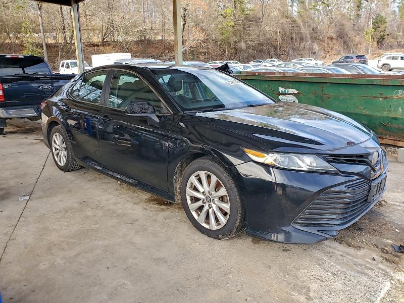 Фото 4 - TOYOTA CAMRY