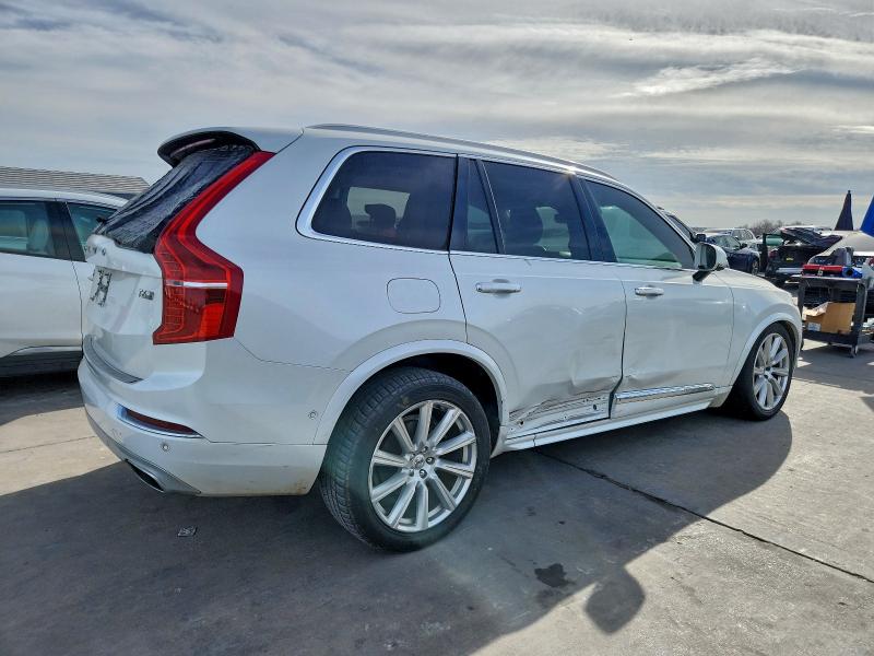 Фото 3 - VOLVO XC90